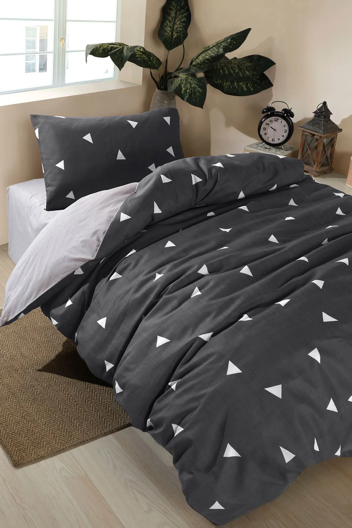 Lenjerie de pat din bumbac finet „Black Geometric”